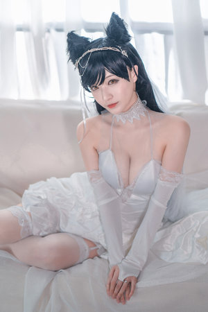 Meta裁员700人，同时向高管发放高薪奖励。